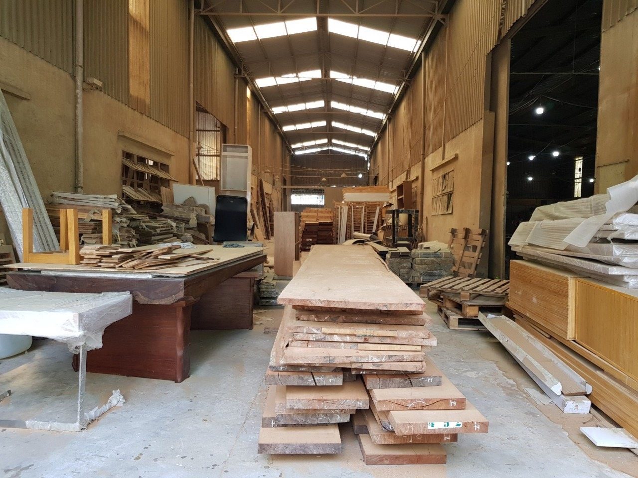 Tại sao cần sơ chế gỗ trước khi chế biến?