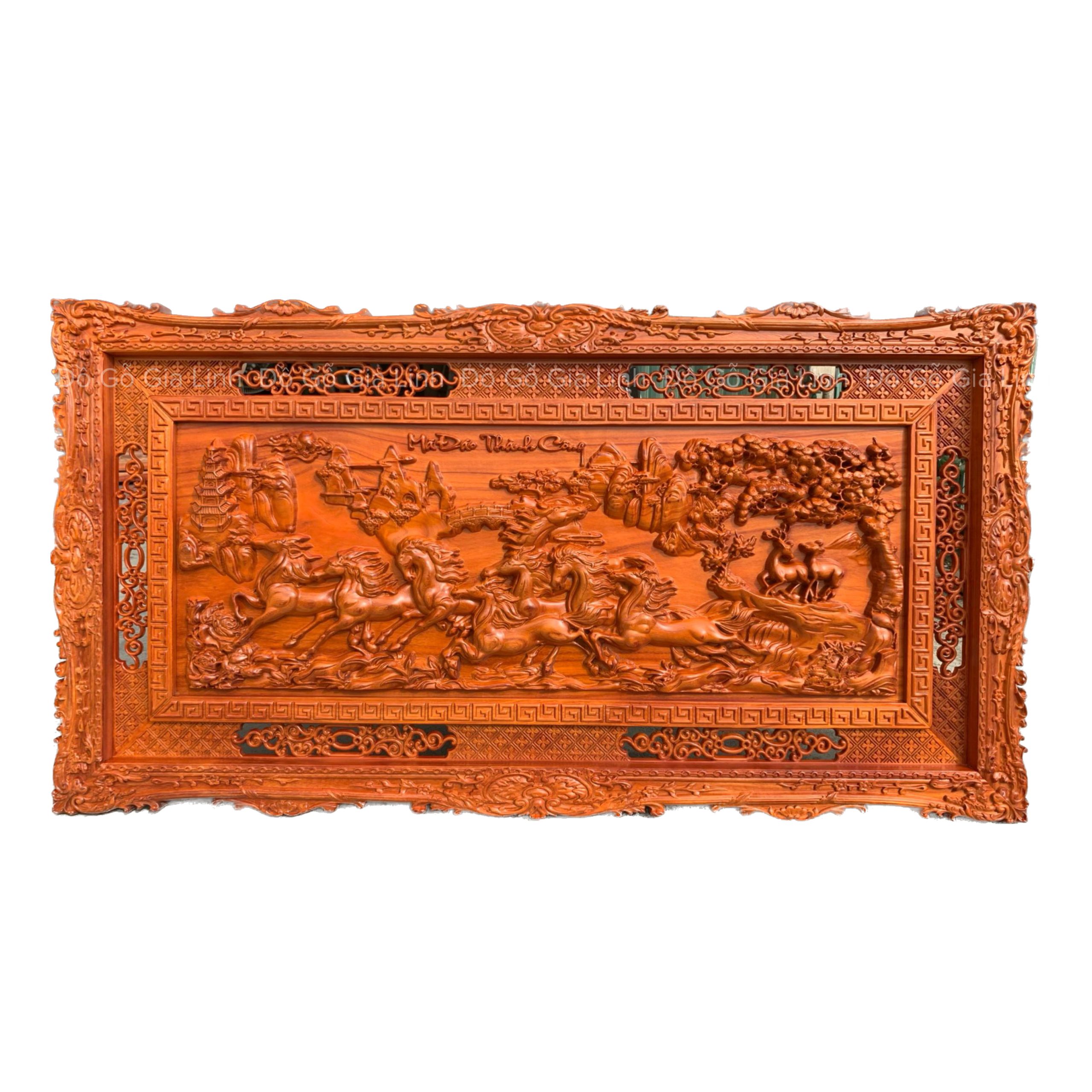 Tranh Mã Đáo Thành Công Gỗ Hương Đỏ Kích Thước 127cm x 67cm Dày 4cm